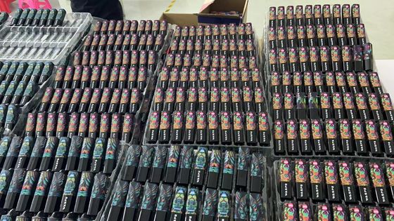 8000Puffs Ηλεκτρονική πένα μίας χρήσης με θύρα φόρτισης τύπου C χωρίς